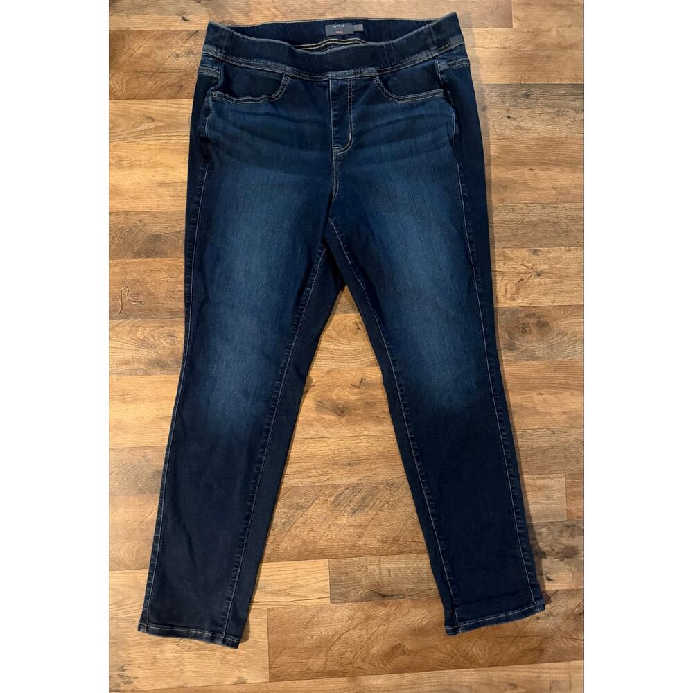 Torrid women’s super soft lean jeans